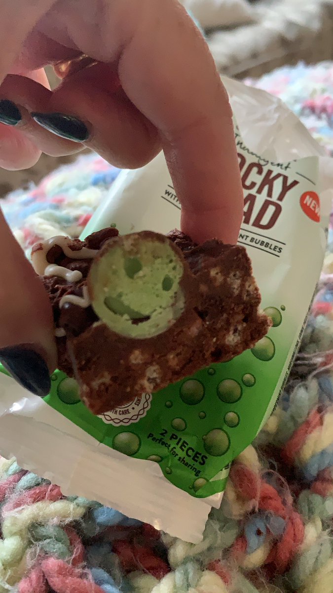 rachgrif's tweet photo. @CostaCoffee thanks for the happiness in my mint aero rocky road… https://t.co/25WwAs7dhL