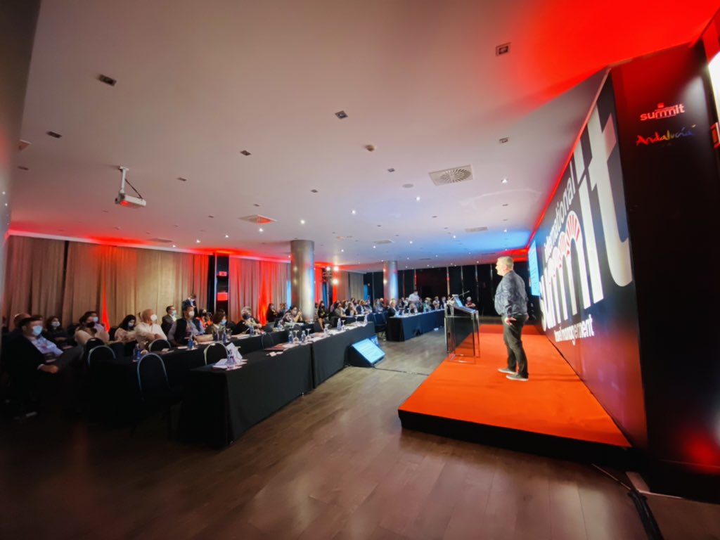 gorkalerchundi's tweet photo. Durante los próximos 2 días, #Córdoba es sede de la reunión anual de los #TravelManagers de @aegve_, asociación que alberga a las principales empresas del #IBEX35. Una oportunidad única para posicionar a #Andalucía en el #BusinessTravel 💼

Encuentro co-organizado por @TurismoAND https://t.co/xAr7KGUxJT