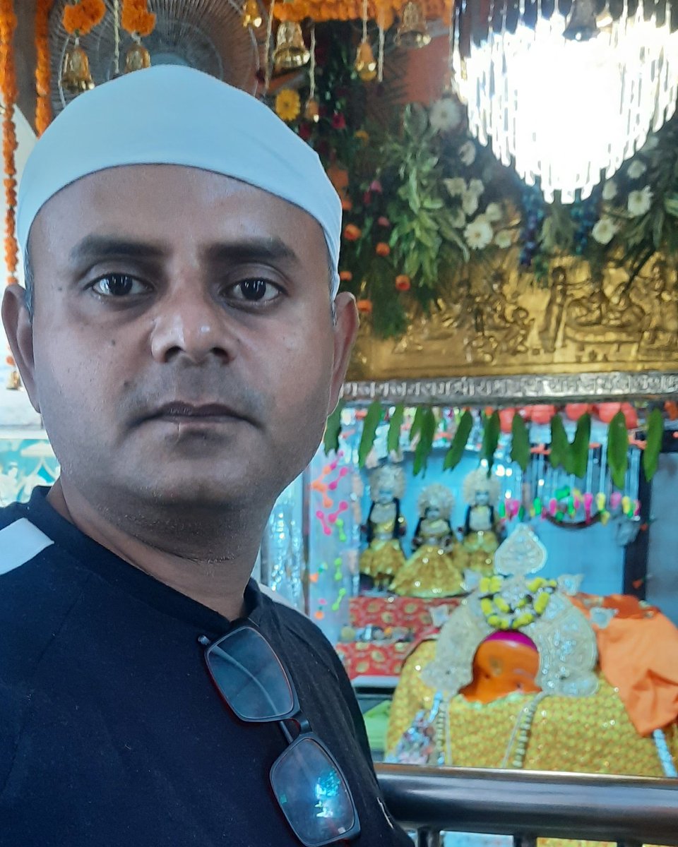 MunishK73579444's tweet photo. #श्री #हनुमान_जयंती #hanumanjayanti #हनुमान_जनमोत्स्व पे #दुर्गयाना_मंदिर #अमृतसर ��े #बढ़े_हनुमान #मंदिर दर्शन। #जय_श्रीराम #दीपावली_की_हार्दिक_शुभकामनाएं #दीपावली #छोटी_दीपावली_की_हार्दिक_शुभकामनाएं https://t.co/s1cwvsL7Z5