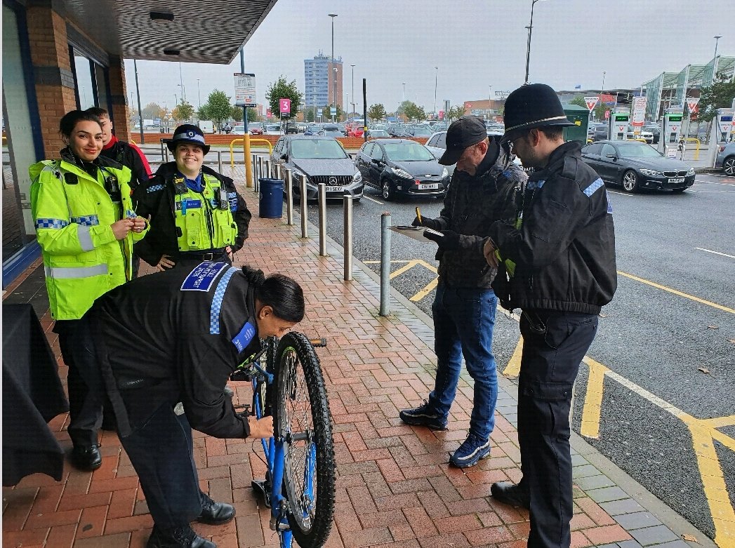 Free #BikeMarking at Astle Park, West Bromwich today between 1000hrs and 1400hrs. @WestBromwichTC @PureGym @SandwellPolice   (23477)