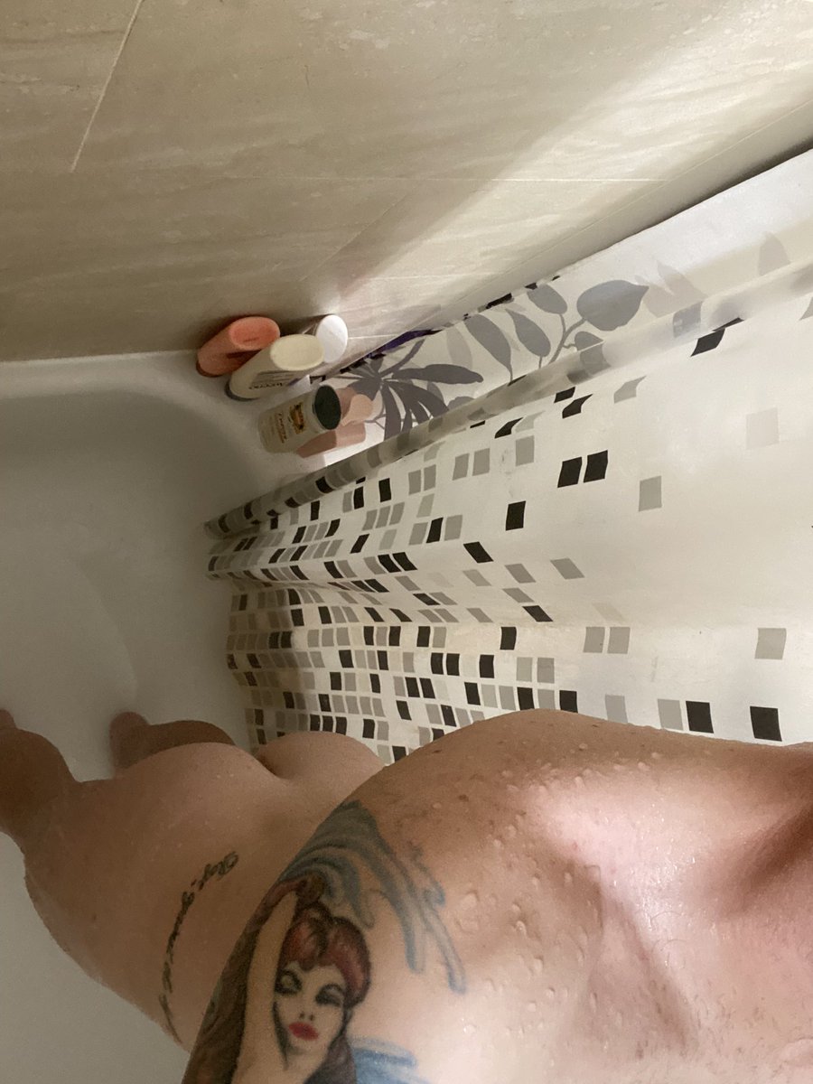 anewalt28's tweet photo. #boop #neverdonethis #altinprogress #gay #gayshower #bum https://t.co/ZaM3FeOW5u
