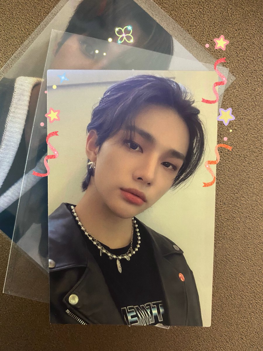 WANURAI97's tweet photo. ได้รับน้องแล้วนะค้าบ หล่อม๊ากก 😭 มีการ์ดแถมมาให้ด้วย ❣️ น้องเดินทางมาปลอดภัยดี ขอบคุณนะงับ 💌 #NDefReview https://t.co/sCz5MT7BpU