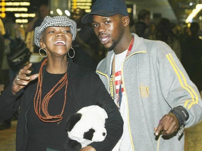 IamBONGZ's tweet photo. Happy heavenly birthday mama, the queen of African pop, the icon, legendary Brenda Fassie 🎂🥳🎉🎈🎁🎊
I LOVE YOU SO MUCH, may your soul continue to rest in perfect peace❤🕊

#BrendaFassie  #happybirthdaybrenda #AllSoulsDay #love #blessed https://t.co/TjhwemNSU6