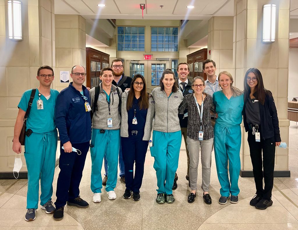 Hands-on 👋 capsule course 💊for our #GIfellows led by #KimIsaacs @KNWeaverMD #YolandaScarlett !!

@jlhudsonMD #LukeBaldelli @ptcampbe @SoniaAbichanda1 @carycottongi #SydneyGreenberg @RyanBalkoMD @WalkerReddMD #SashaDeutschLink @CaroBarrettMD @CGaineyMD