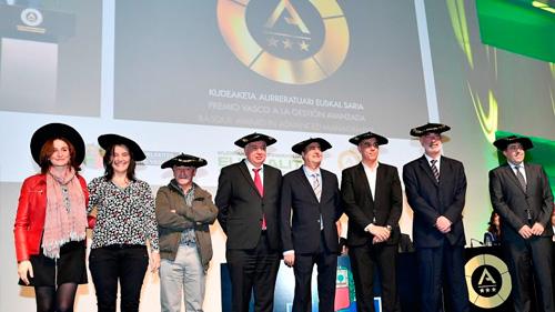 Estrategianet's tweet photo. Noticia de última hora: Ocho empresas representarán a Euskadi en el #QualityInnovationAward2021
@ibermaticagrupo, #BasqCompany, @LegitHealth_, @bculinary, #EGASolutions, #GrupoLaRiojaAlta, @mutualiamutua y #VISESA son las organizaciones
https://t.co/yiJH50a4Tb https://t.co/FEVI7WuAht