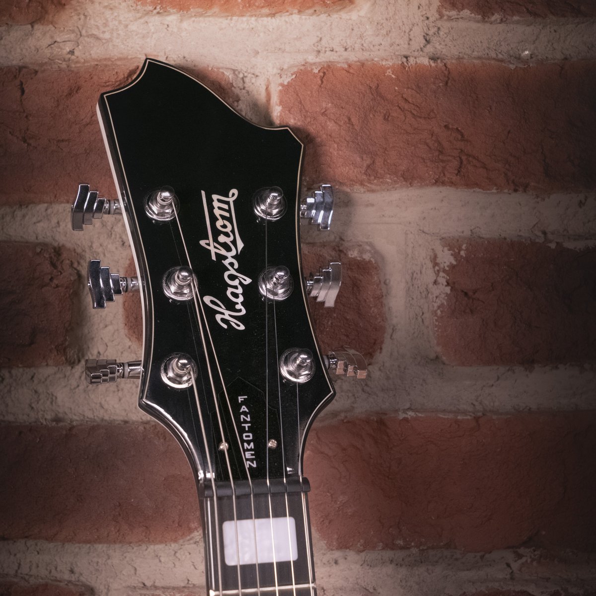 ¿TRUCO O SORTEO? 🎃🦇💀
Gana esta magnífica Hagstrom firmada por el grupo Ghost
Participar es fácil👇 Ve a Instagram y sigue las instrucciones
instagram.com/p/CVk5PA8qyRl/
Sorteo abierto hasta el domingo 7 de Noviembre. 
#sorteo #guitar #guitarra #hagstrom #ghost #unionmusical #ume