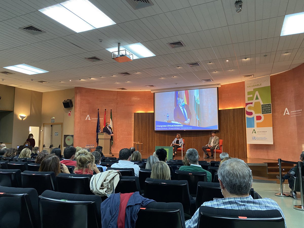 SaludNorteMalag's tweet photo. Hoy se está celebrando el I Congreso Virtual Andavac con el lema “Andalucía se Vacuna” en Granada en la @EASPsalud con una pequeña selección para asistencia en directo.
Y @SaludNorteMalag está presente en un día tan importante como es este
#ICongresoAndavac
#AndaluciaSeVacuna https://t.co/S7aj57Fzu5