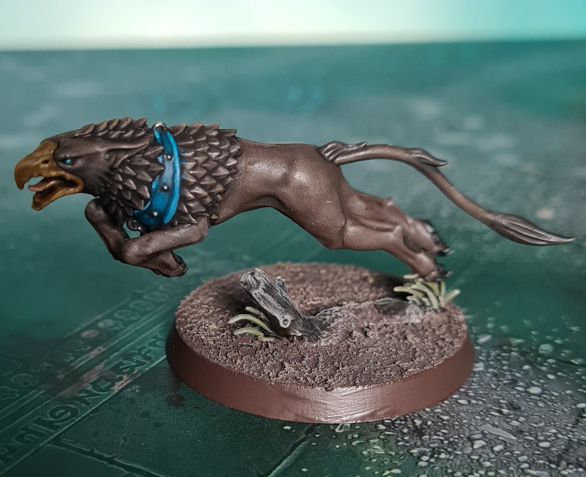 HandsVsWorld's tweet photo. Knight-Judicator and his Gryph-Hound pals
#WarhammerCommunity #NewAoS #Warmaidens #Warmongers #StormcastEternals #CelestialVindicators #AgeofSigmar #Yndrasta #LordImperatant #KnightArcanum #KnightVexillor #KnightJudicator #Annilhilators #Vindictors #Thunderstrike https://t.co/Ik7kDaUAm7