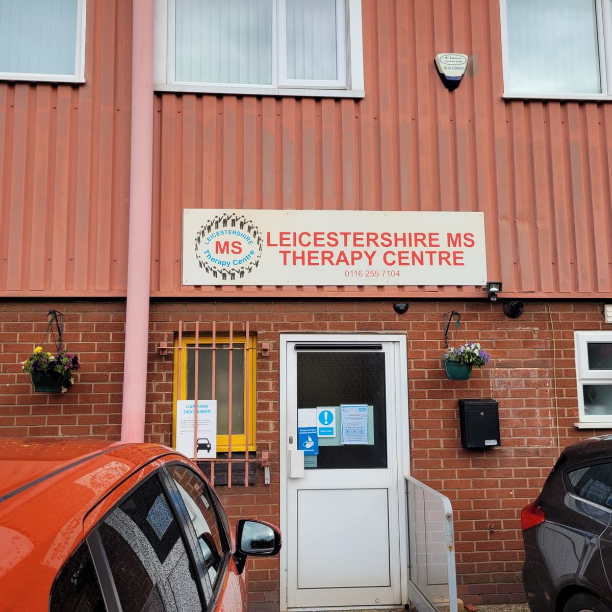 DmuSlt's tweet photo. The Society has been out visiting the Leicestershire MS therapy centre this morningπ§‘π It was Important for us to meet the amazing place and people that our fundraising money is going towards, visit: https://t.co/K4S0sNXe0n https://t.co/hCP6MtZU5t for info
#dmusu #dmu #rcslt https://t.co/B5ceMSIEJ3