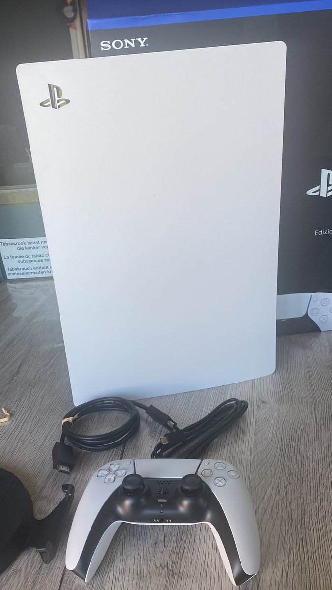 ElSiFuu's tweet photo. C good next gen 120 fps avant la ccc https://t.co/Fj0EdBSbIe