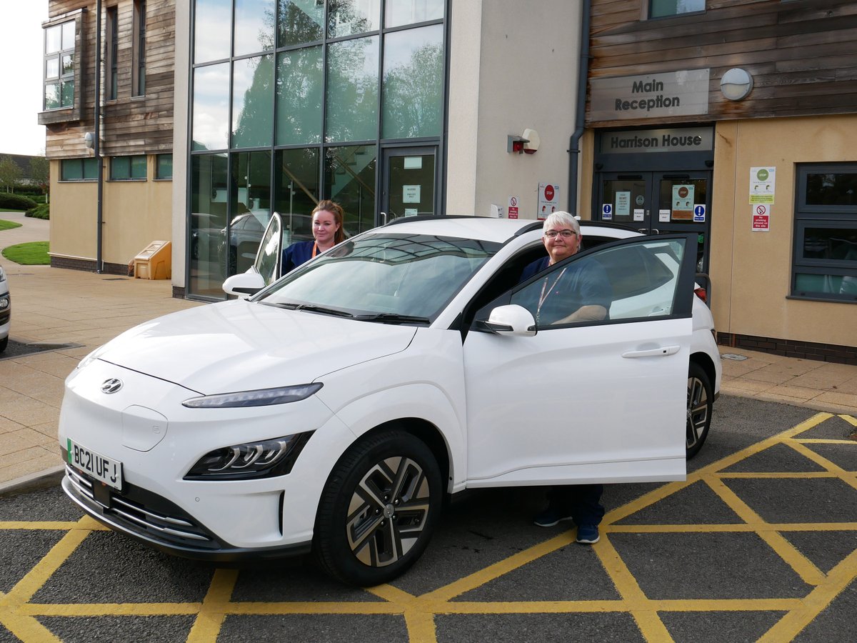 navigocare's tweet photo. 🚨🚗 The new Joint Response Vehicle is here!

It will provide alternative transport to an ambulance or police car for people in North East Lincolnshire who need help with their #MentalHealth. 

Details: https://t.co/zvnz8i281g https://t.co/Iq8ra1sCjq