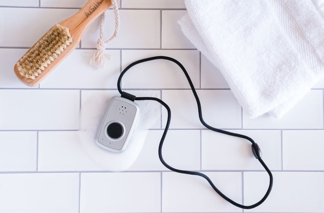 Did You Know...
 - 80% of falls happen in the bathroom
 - Every 11 seconds an #olderadult is treated in the emergency room for a fall
 - Every 19 minutes an older adult dies from a fall
Take advantage of our SUMMER SALE and get 50% off fall detection by calling (800) 989-8594!