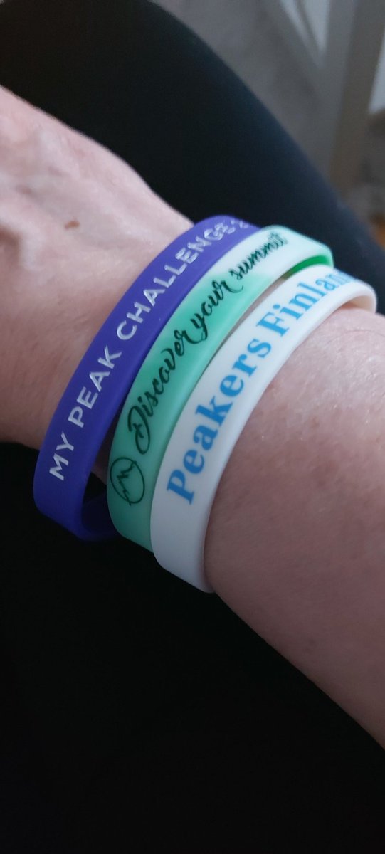 My daily inspiration🤩💪.. Peaker Hoodie and bracelets🤍💙💜💚 ARD weeks  hopely soon over..and I get back to regular workouts🙏🤘👍
<a href="/PeakersF/">PeakersFinland</a> <a href="/MountainPeakers/">Mountain Peakers</a> 
<a href="/MyPeakChallenge/">My Peak Challenge</a> <a href="/SamHeughan/">Sam Heughan</a> 
#mypeakchallenge