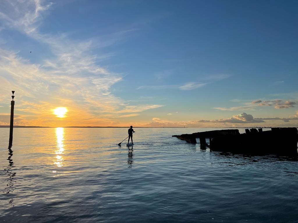 Oceansource's tweet photo. Awesome paddle to the wreck, cold but so glassy it hurt the eyes! https://t.co/1KXsweDjia