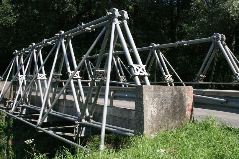 Zevenaar's tweet image. Inwoners van #Spijk opgelet: de gemeente Emmerich heeft laten weten dat de werkzaamheden aan de #Spykerweg in Elten (in het verlengde van de Oude Kleefsepostweg) een aantal dagen vertraging hebben opgelopen. Naar verwachting is het werk 9 november afgerond ✅.