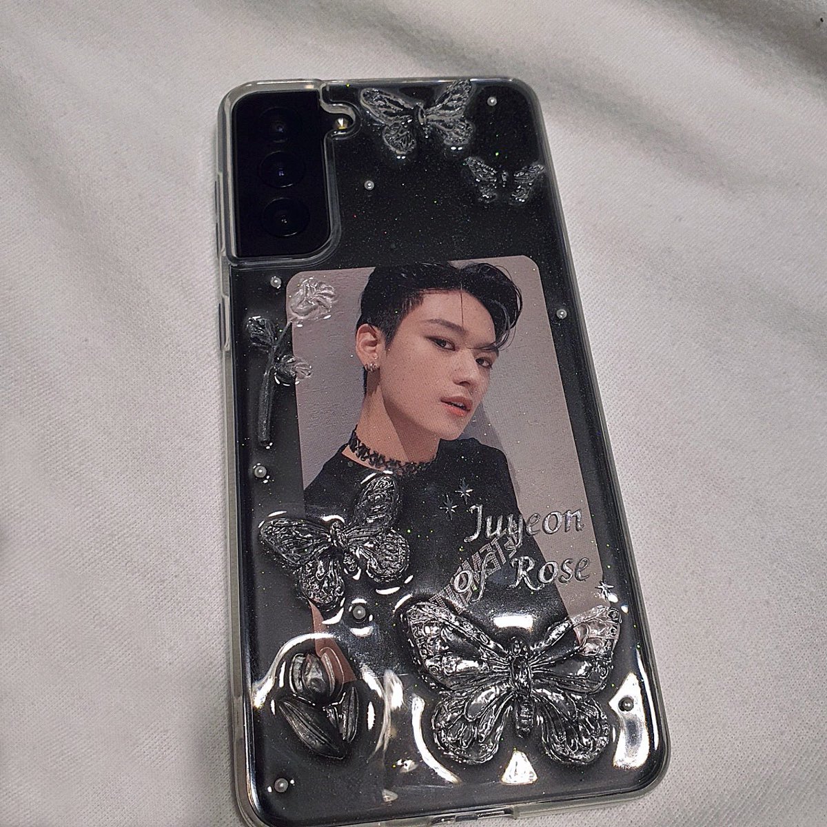 vmyjy's tweet photo. ༚✧˳⁺⁎ 𝚁𝚃 𝙴𝚅𝙴𝙽𝚃 ⁎⁺˳✧

ⓇⓉ 추첨 한 분에게 원하시는 문구로 나비 레진 케이스 제작해드립니당 🦋💙 제작 및 모든 문의는 DM 부탁드립니당 ⋆⁺₊⋆ ♡̷̷̷ https://t.co/vnoVF78vQW