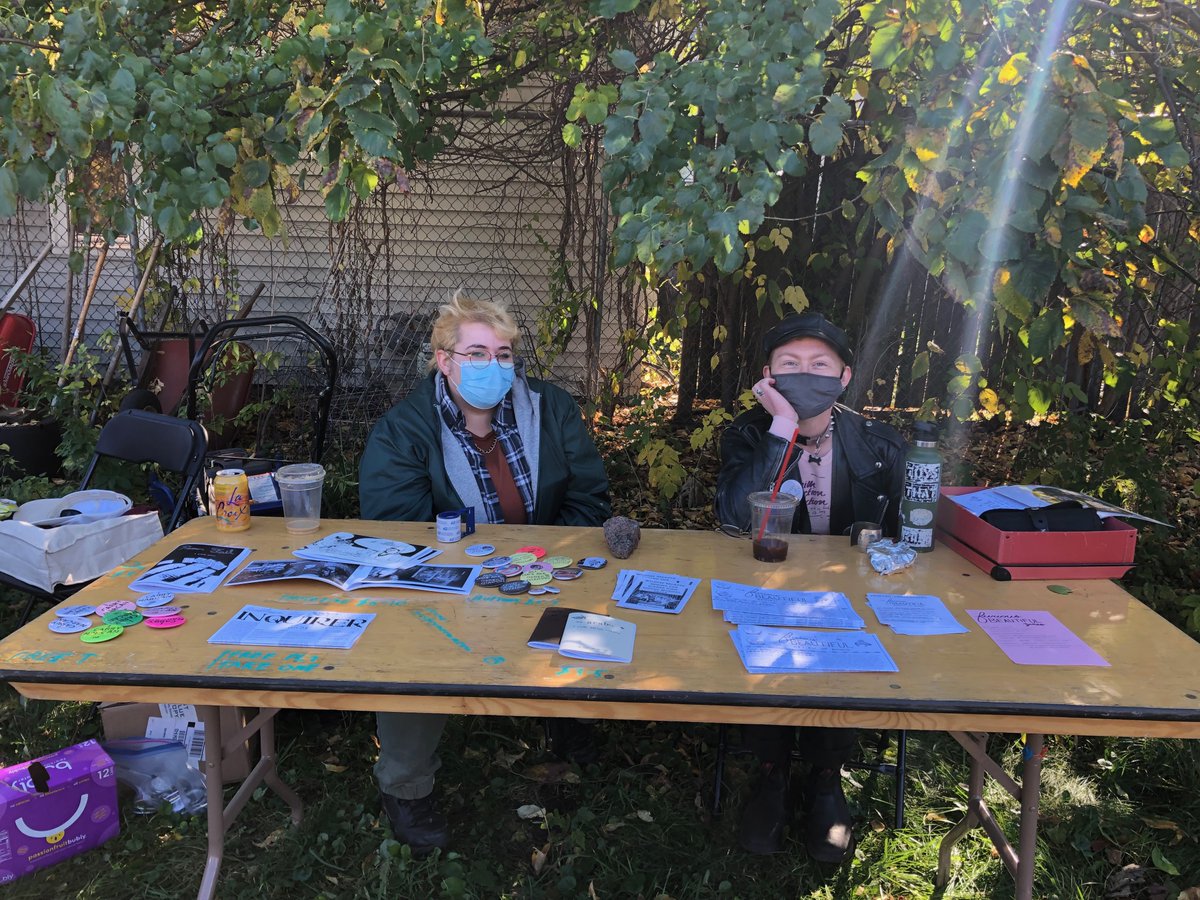 insertnamefest's tweet photo. Photos from the INMF (4/9) https://t.co/0Vrl2tjK6U