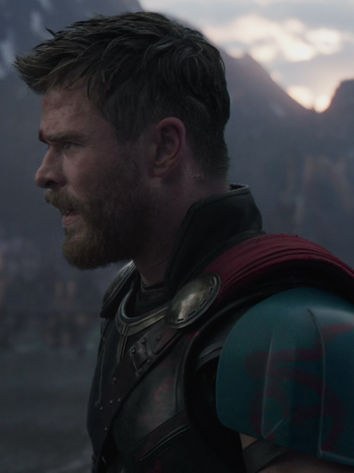 Chris Hemsworth Felt Liberated By Thors Ragnarok Haircut