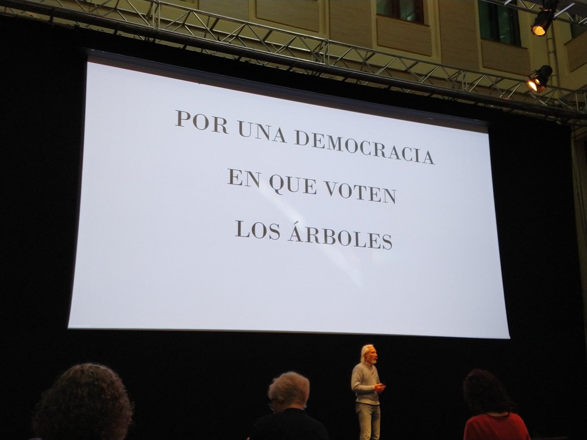 pancartera's tweet photo. La poesía de Jose Manuel Parreño nos habla despacio y en voz baja.
#ComuniClima https://t.co/esCxfr4Zqx