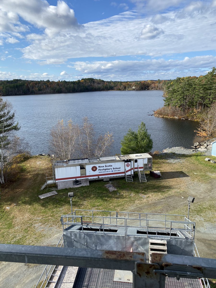 Mr. MacLean tweet media