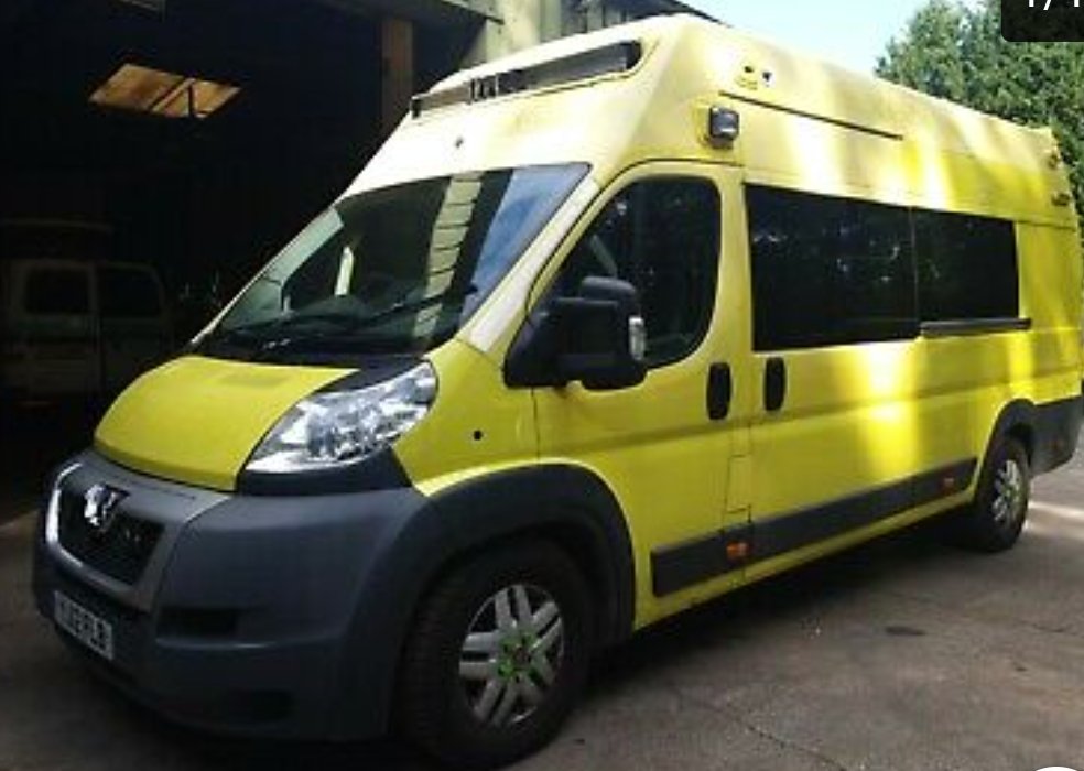 WMercia_IPA_UK's tweet photo. Today #OpZephyr put down the deposit for our first #ambulance for our #AidMission to #TheGambia. A great start but still a long way to go.
If you can help sponsor us, Pease get in touch! #1of35 #police #DesertConvoy #999 #IceColdInBanjul #NPAC #IPA
https://t.co/D3I6ToW8JA https://t.co/etVqvDlnsA