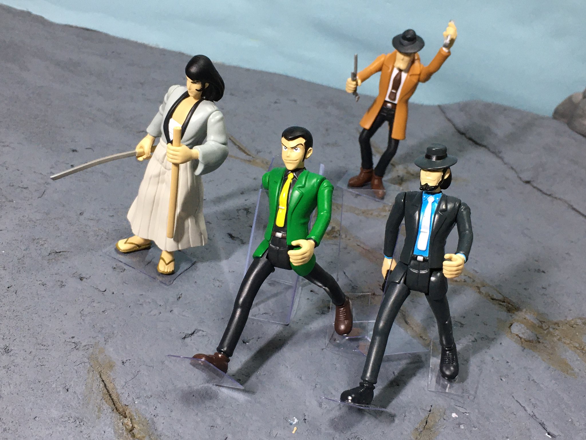 ルパン三世 アクションフィギュア 5体コンプリートセット+オマケ Amazon.co.jp: ルパン三世 アクションフィギュアコレクション 全