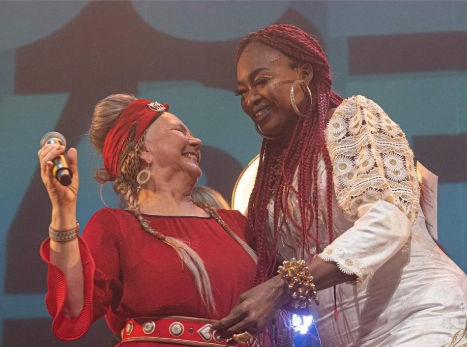 Rafael Garavito (@rafgaravito) on Twitter photo "And so it begins....." <a href="/osloworld/">Oslo World</a> 2021 💥🎉🎶🎵😍 Congratulations <a href="/OumouSangare/">Oumou Sangaré</a> for the well deserved Keychange inspirational award and a lifetime of great music and achievements! :) "And so it begins....." <a href="/osloworld/">Oslo World</a> 2021 💥🎉🎶🎵😍 Congratulations <a href="/OumouSangare/">Oumou Sangaré</a> for the well deserved Keychange inspirational award and a lifetime of great music and achievements! :)