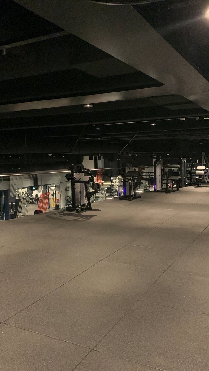 Some exercise after school😍