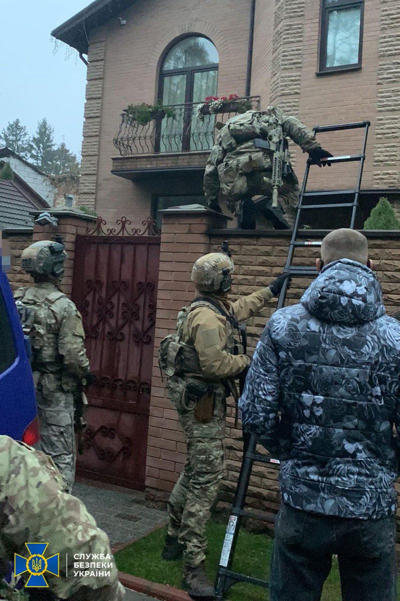 ServiceSsu's tweet image. СБУ викрила корупційний механізм у Державній податковій службі

➡️ bit.ly/3wp8SUV