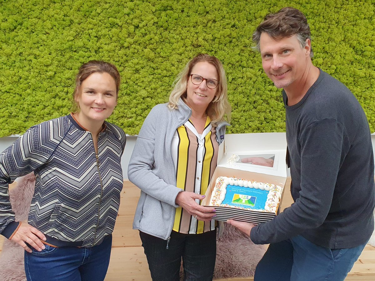 Tijd voor 🍰 Want <a href="/Stadennatuur/">Stad & Natuur Almere</a> kreeg als 1ste subsidie van Fonds Leefbaar Platteland toegekend! Een project waarbij ook mensen met een beperking de #natuur kunnen beleven. Zo kan straks iedereen de natuur horen, zien, proeven, voelen en ruiken! Meer info: …efbaar.leefbaarplattelandflevoland.nl/projecten/incl…