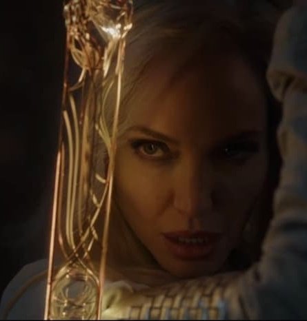 Angelina Jolie put her heart into Thena, she brought so much emotions, made me tear up several times. The excellence of managing both vulnerability and strength was absolutely amazing to see on screen. Her duo with Gilgamesh was so precious.

#Eternals #AngelinaJolie