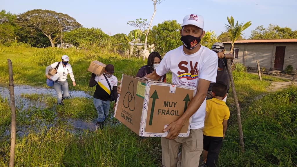 RichardDonaire0's tweet photo. Apure||
¡En cada rincón de la patria!

Plan de amor en acción, en el sector medanito del municipio Romulo Gallegos, gestión de nuestro gobierno para la atención social del pueblo..

#VenezuelaPotencia 

@AguileraPSUV 
@MervinMaldonad0
@jhoagaby
@NicolasMaduro
@RCarrizalezPSUV https://t.co/HxwJ6PL1iB