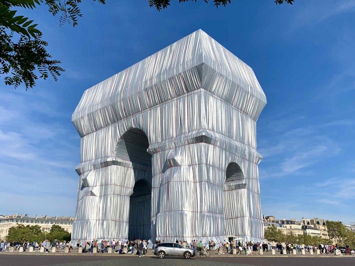 PETERSTRAVELde's tweet photo. Christo: Verpackung des Arc de Triomphe in Paris
See More: https://t.co/ze5Vvng72H https://t.co/edYUMQ57yv