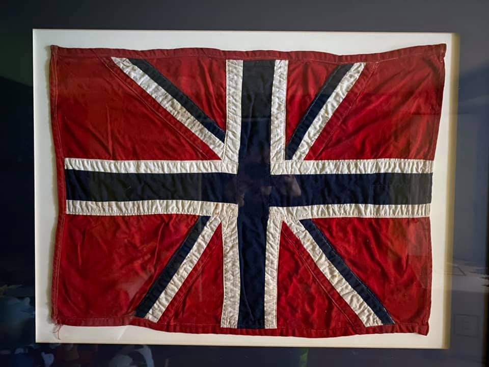 Would anyone know the history of this flag please? Being asked by people who think maritime linked?? @WestApproaches @MerseyMaritime