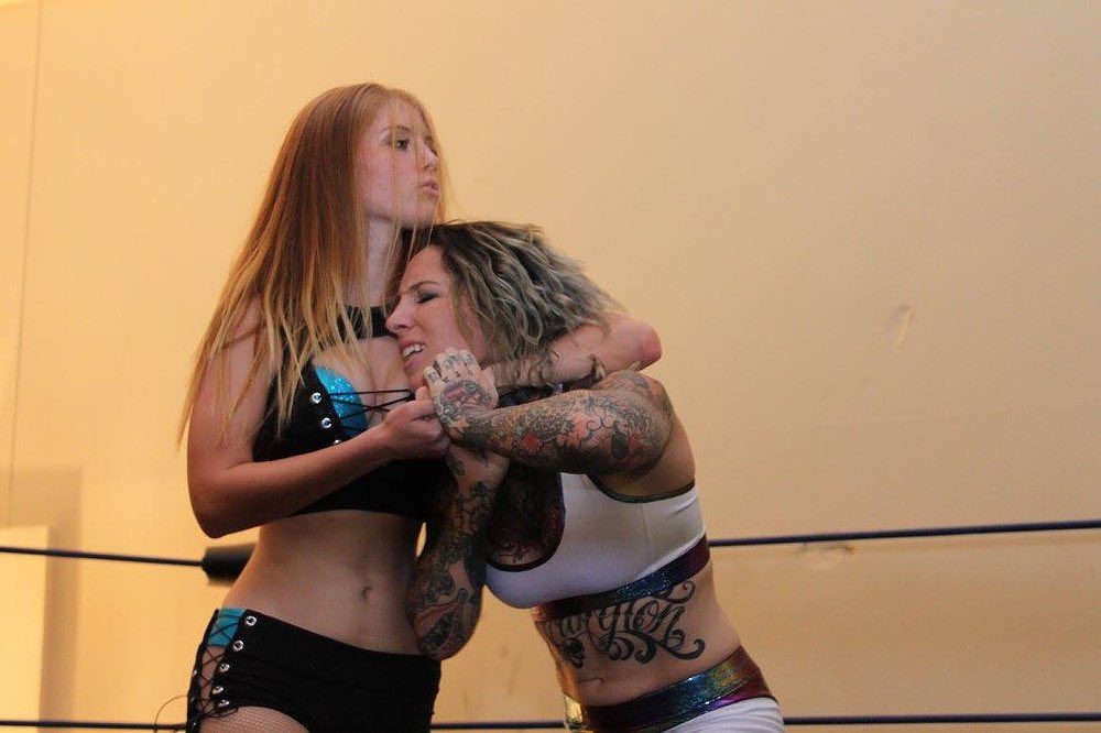 FayeTheRedOmega's tweet image. Butcher grip is always useful.