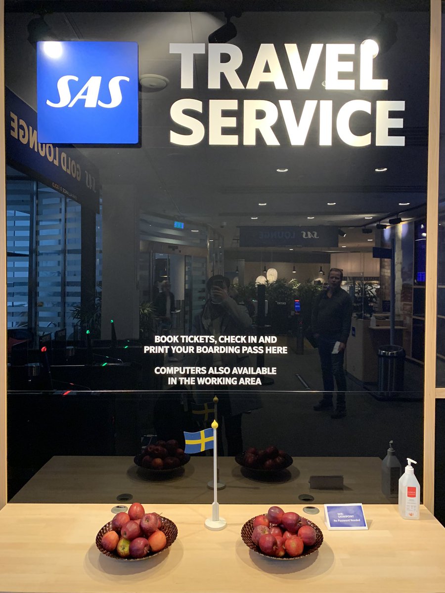 kridesco's tweet image. Short stop for some Lingon and Köttbullar at Stockholm wiyh @SAS