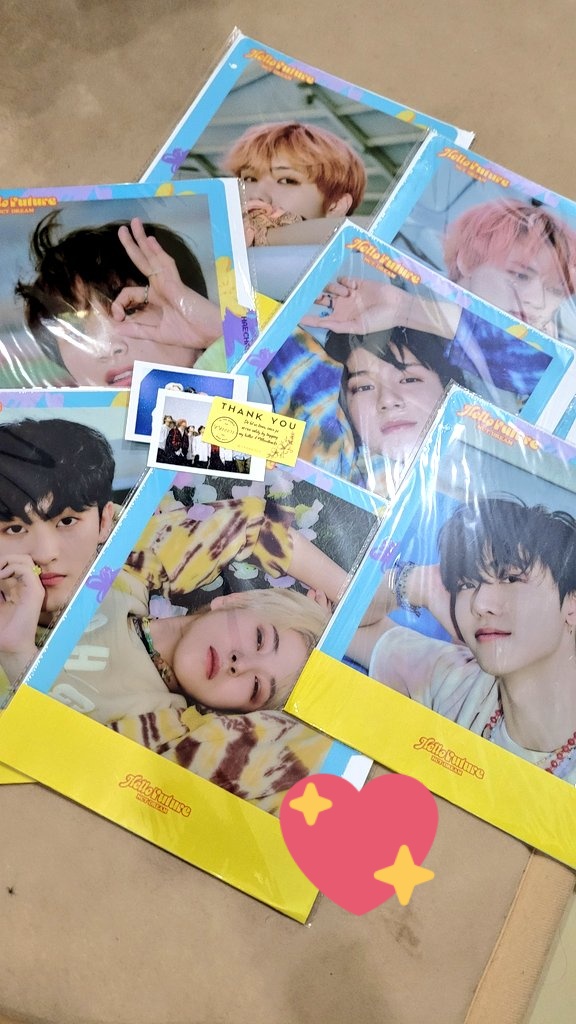 nacuddle's tweet photo. Finally I unbox the parcel from @YY000323. Thank youuuu. I love these binders 💖
Nak beli Jaemin jer actually tapi tersangkut beli whole members 🤭
#YYfeedbacks https://t.co/q2nthODMV7