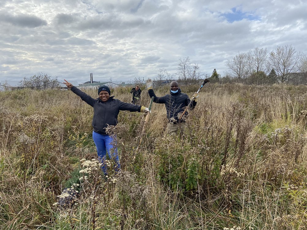 ACAPSaintJohn's tweet photo. Last week we had volunteers from @PortSaintJohn plant over 200 trees in Glen Falls to enhance the riparian area of Marsh Creek🌲

😳We are getting so close to reaching our goal to plant 10,000 trees throughout SJ &amp; we couldn’t have done it without the help from our volunteers! https://t.co/0WjezJg7WS