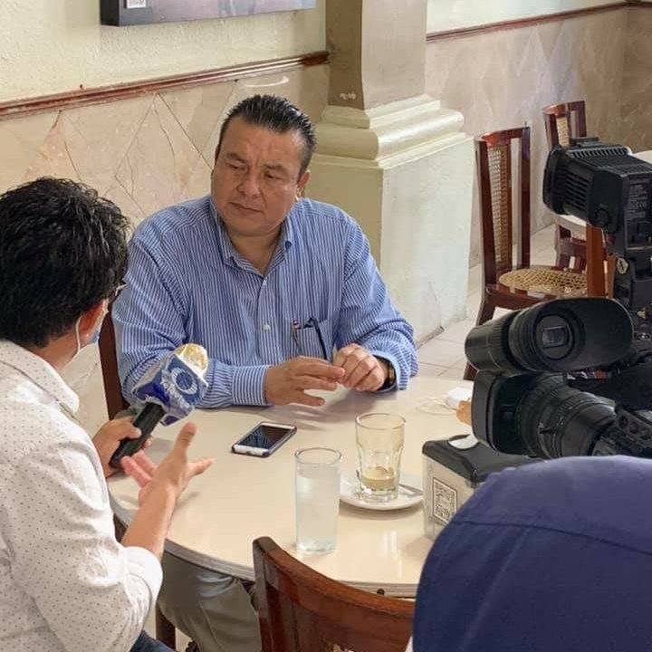 terandelvalle's tweet photo. Continuar buscando que las condiciones de impartición de justicia mejoren en favor de mis compañeros y los veracruzanos, es mi declaración #LaJusticiaEsUnDerechoHumano
#colegiodeabogadosdeveracruz
#brauliovaporlareeleccion https://t.co/gaJKRrPYjY