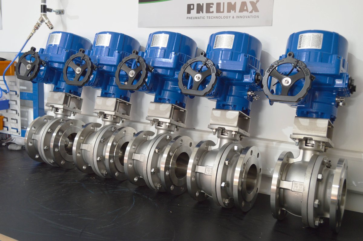 valvesonlineuk's tweet photo. Big valves, big quality, big value! This is the first lot of five electric actuated flanged ball valves built and tested in our workshop today. Valves Online, bringing automation to the nation.
#valvesonline #valves #ballvalve #valvesupplier #engineering #automationtothenation https://t.co/1EO0QlWKTv