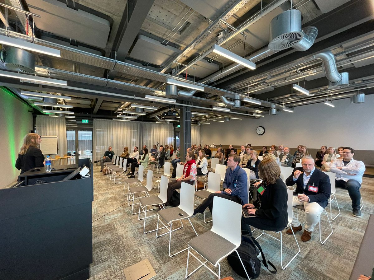 TOPFIT Citizenlab Reuma (@topfitcitizenlb) on Twitter photo Presentatie van het TOPFIT Citizenlab over de samenwerking met mensen met reumatoïde artritis bij de ontwikkeling van een website voor citizen science onderzoek naar reumaklachten. #techmedevent #CitizenScience #TOPFITCitizenlab <a href="/UTwente/">University of Twente (inactive)</a> Presentatie van het TOPFIT Citizenlab over de samenwerking met mensen met reumatoïde artritis bij de ontwikkeling van een website voor citizen science onderzoek naar reumaklachten. #techmedevent #CitizenScience #TOPFITCitizenlab <a href="/UTwente/">University of Twente (inactive)</a>