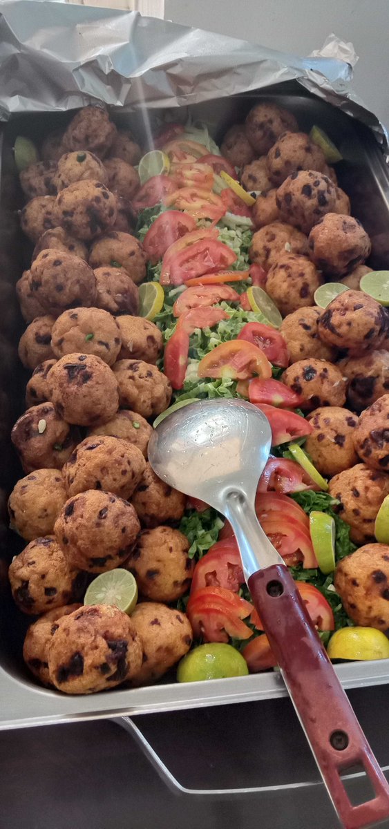AtarBatista's tweet photo. #SSOT
#wecookforpeacenotforwar ,,
My pleasure of being a chef ,is to serve people indiscriminately , regards of all odds ,,,๐๐๐๐
#spicyfishball ,,
#nilefish ,, https://t.co/gxOat02UTV
