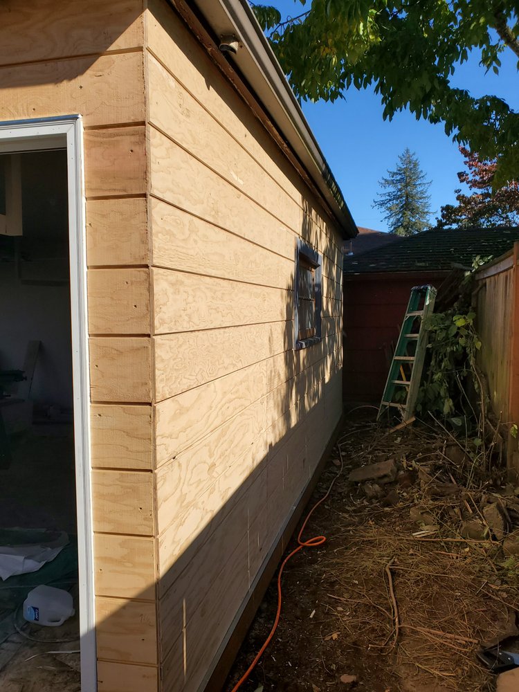 la_builders's tweet photo. Siding repair.

LA Contractors &amp; Builders
LIC.# 949078
(877) 933-0009

#realestate #constructionlife #lacontractor #labuilder #generalcontractor #paint #licensed #decking #insured #homeremodel #siding #property #woodwork #dryrot #newproject #buildersofcalifornia https://t.co/ywznBit69X