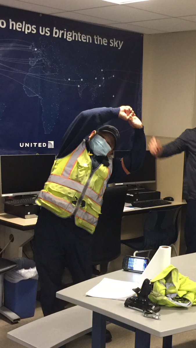 SNA AM crew stretching before STAR. <a href="/AOSafetyUAL/">AO Safety UAL</a> #SafetyBlitz #SafetyIOwnIt <a href="/bosekrishnendu1/">Krishnendu Bose</a> <a href="/GBieloszabski/">George Bieloszabski (He/Him)</a> <a href="/DBP_sfo/">David P</a>