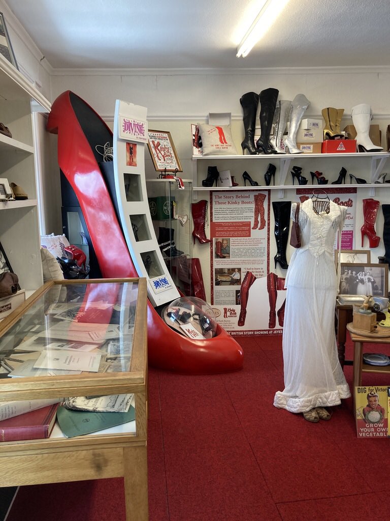 mainlymuseums's tweet photo. Have a peek under our “Musings” Tab. A great new article there about the growth of smaller (micro) museums. Nicely done Rachel and Victoria. @MMicromuseums 
https://t.co/a0R6HFWfOY https://t.co/PrNblR5tAW