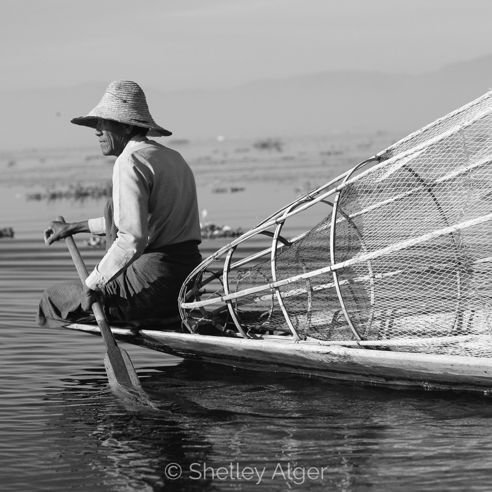 Fisherman on Inle Lake #Myanmar

#Burma #instamyanmar #photooftheday #throughthelens #Canon #wisdom #fineartphotography #landscape #fineart   #Explore #fishinglife #inlelake #lakelife #IG_Discover #AroundTheWorldpix #LonelyPlanet #BlackAndWhitePhoto #BlackAndWhitePhotography ##BW