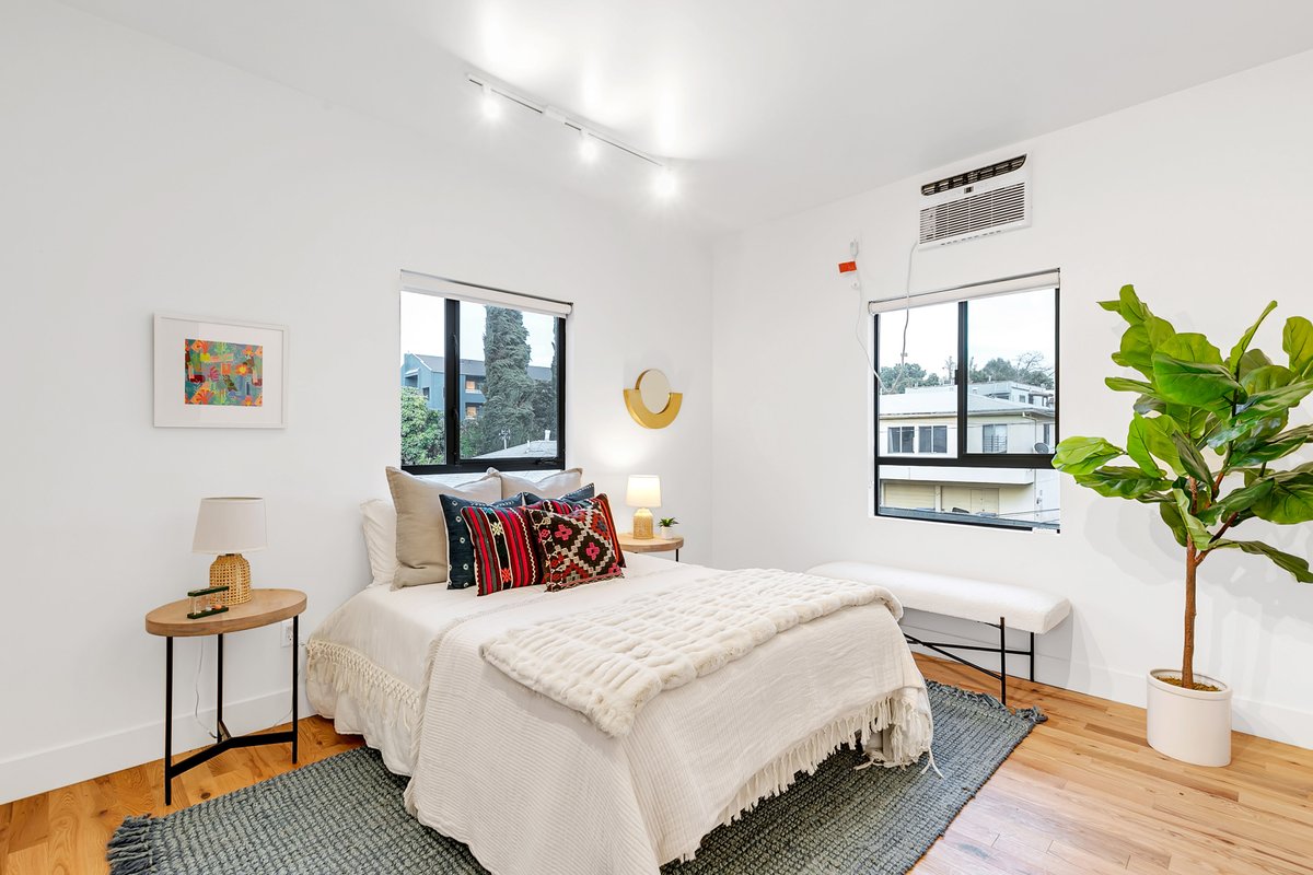 Moses Kagan tweet media