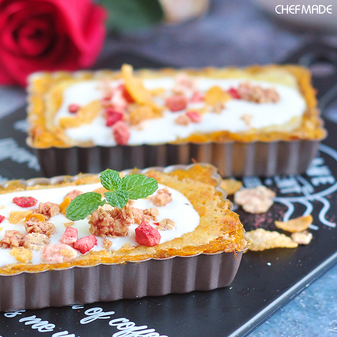 CHEFMADE_'s tweet image. Baking is fun with CHEFMADE's cool pans!

This is a long-lasting non-stick pan that produces excellent food release with quick cleanup. You'd surely love to bake more! 

#BakingPan #Treat #HomeBake #Kitchen #KitchenTools #Kitchenware #PastryChef #Pastry #Chef #CHEFMADE