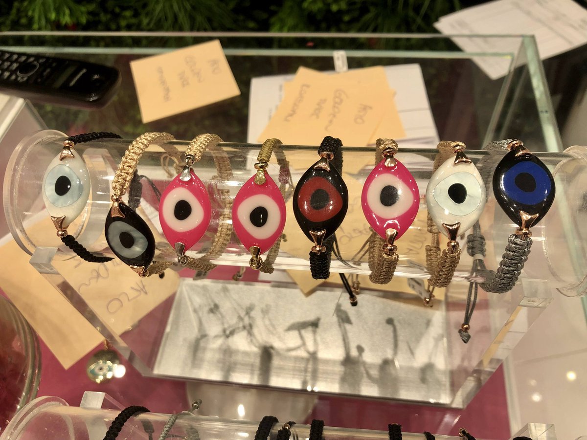Parfe_Art's tweet photo. "Which evil would you pick?"
.
.
.
.
#evileye #handmade #evileyejewelry #jewelry
#bracelet #bracelets #evileyejewelry #handcraftedjewelry #bohostyl
#photo #photography #artist #arts #art #photooftheday #sketch #sketches https://t.co/0xBJ2k1qQT