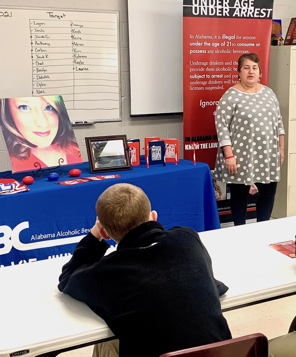 ABC_underage's tweet image. Under Age, Under Arrest was at the St. Clair County Day Program in Ashville this morning. Laura Liveoak of MADD, SBI Special Agent Michael Dolt and #DeanArgo of the ABC Board told students about the dangers of alcohol and drinking and driving.#underage #AlabamaABC